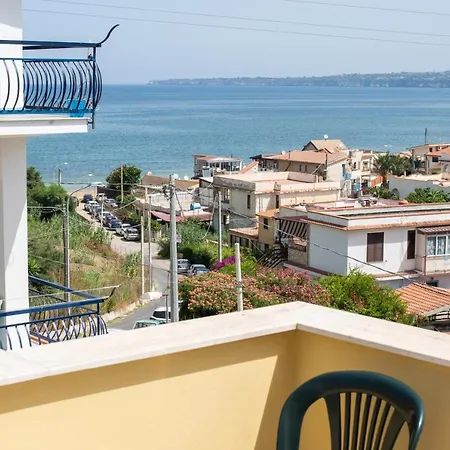 Lägenhet Casa Viola 1 Piano 100 Mt Dal Mare