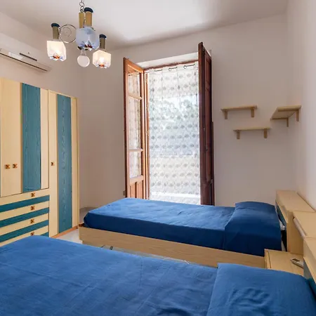 Lägenhet Casa Viola 1 Piano 100 Mt Dal Mare *